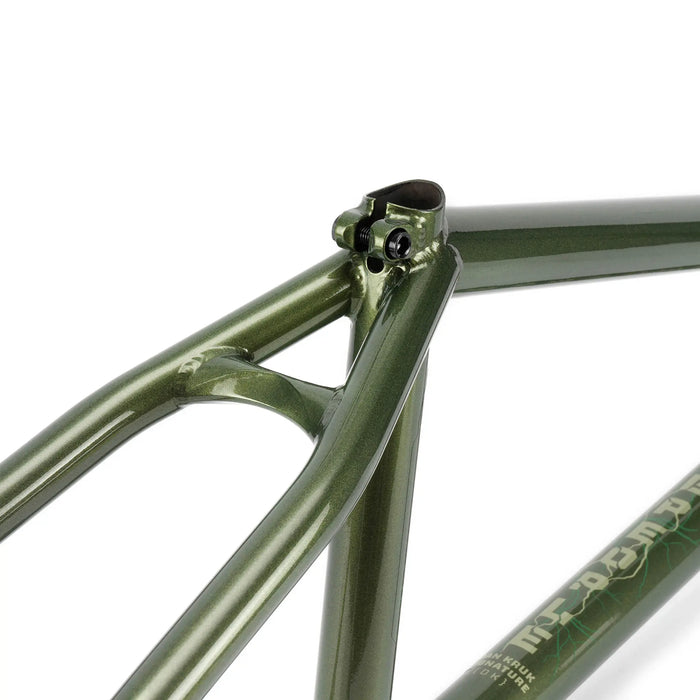 Wethepeople Network Frame "Dan Kruk" Signature