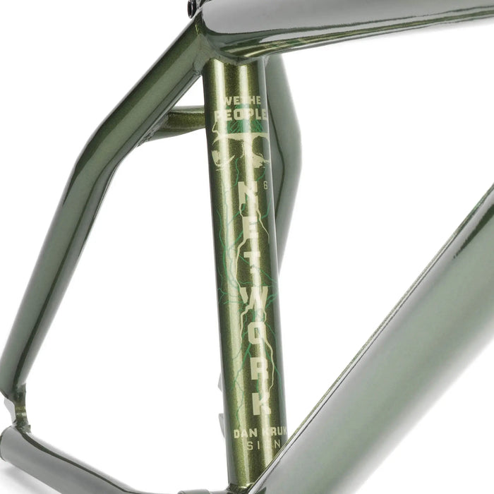 Wethepeople Network Frame "Dan Kruk" Signature