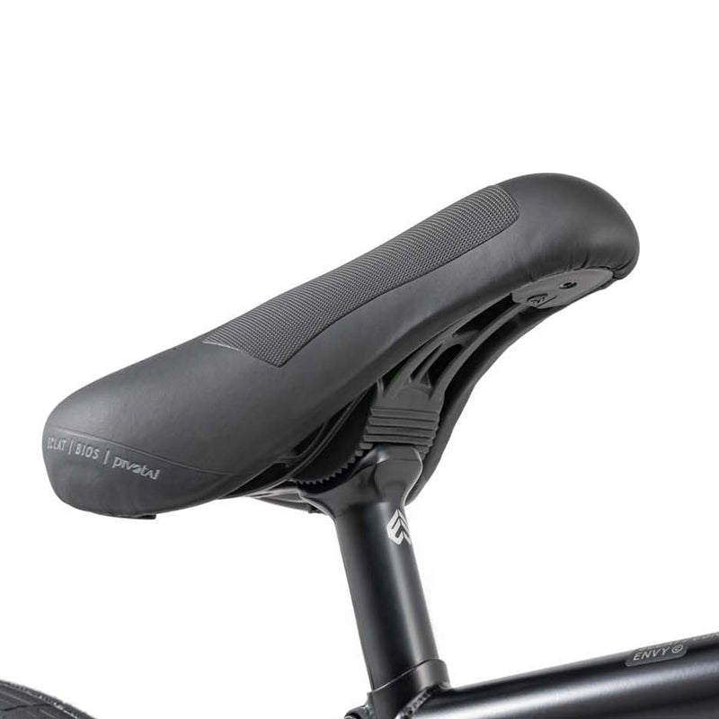 People's Store WETHEPEOPLE ENVY CARBONIC COMPLETE BIKE