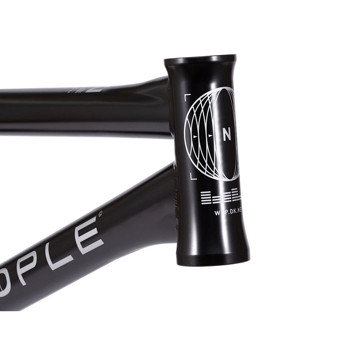 Wethepeople Network Frame "Dan Kruk" Signature