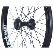 Demolition Whistler Frontwheel with black double-walled pinned rim and 36 spokes, featuring Whistler front hub and sealed bearings.
