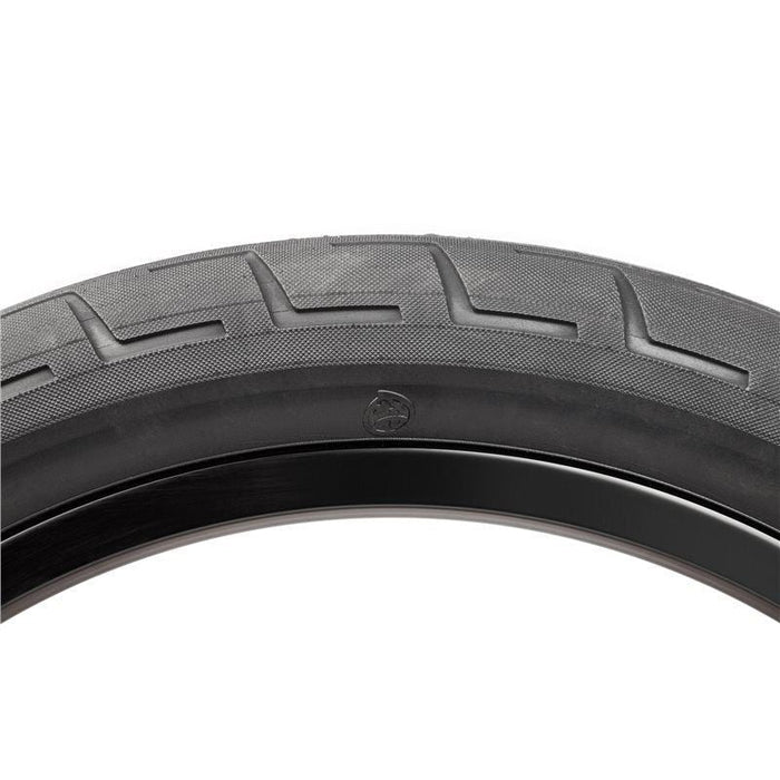 BSD DONNASTREET TIRE