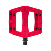 Slim ÉCLAT CONTRA PEDAL with red injection-molded nylon and fiberglass, featuring a knurled top surface and removable pins for improved durability.