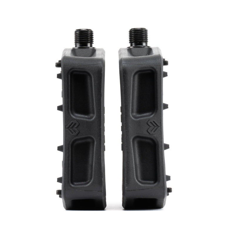 ÉCLAT JUGGERNAUT PEDAL black nylon fibreglass, side view, designed for grinding.