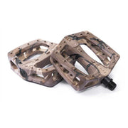 ÉCLAT PLAZA PEDAL wider injection molded nylon fibreglass bicycle pedals with knurled surface and crmo spindle in camouflage color