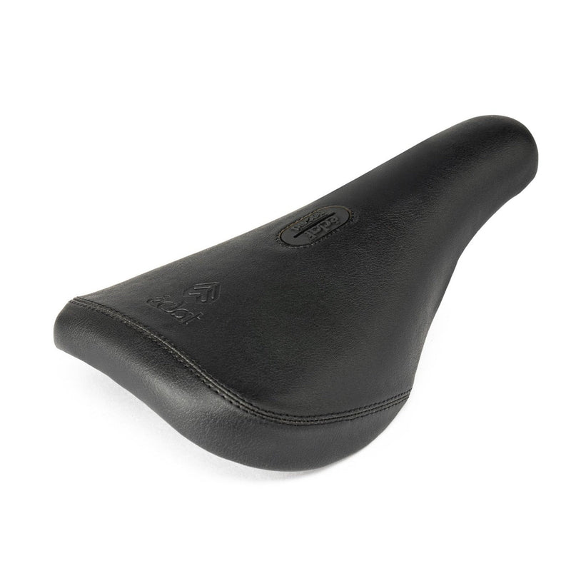 ÉCLAT OZ SEAT, black pivotal bike seat, minimalist design, polypropylene base.