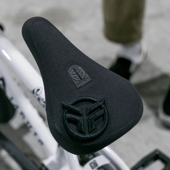 Federal Logo Seat