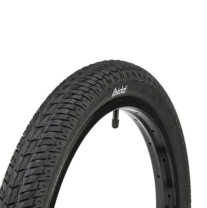 éclat Command Tire