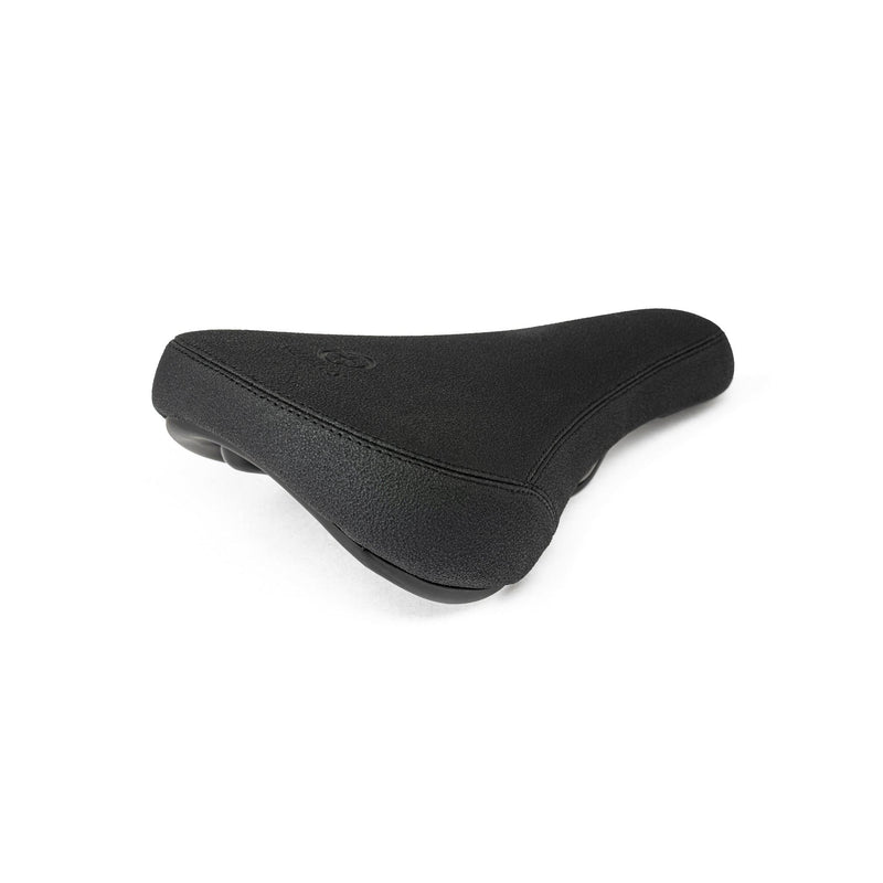 Black SALTPLUS RAIL SEAT with tough embossed top cover and 8mm steel rails.