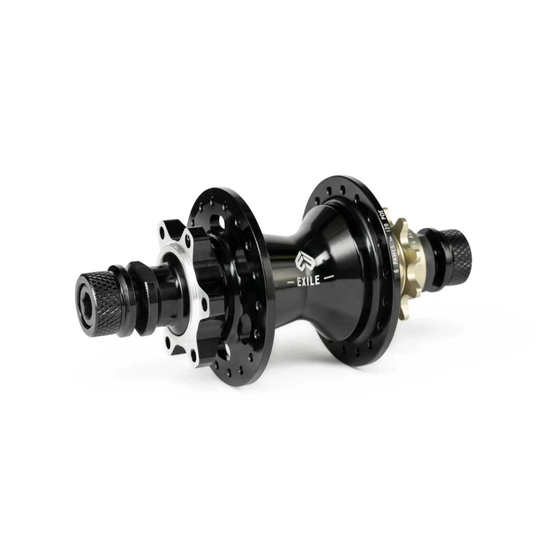 Lightweight ÉCLAT EXILE CS Hub with 120 engagement points, ideal for trail/transition riders.