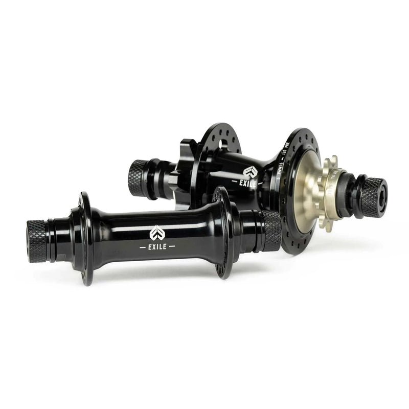 Lightweight ÉCLAT EXILE CS HUB with 120 points engagement, designed for trail and transition riders.